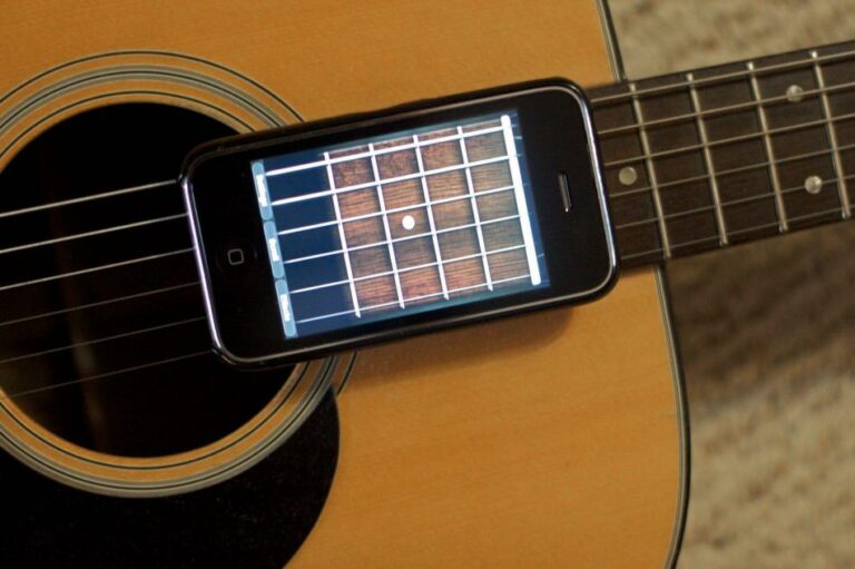 Berbagai aplikasi kunci gitar untuk pengguna android